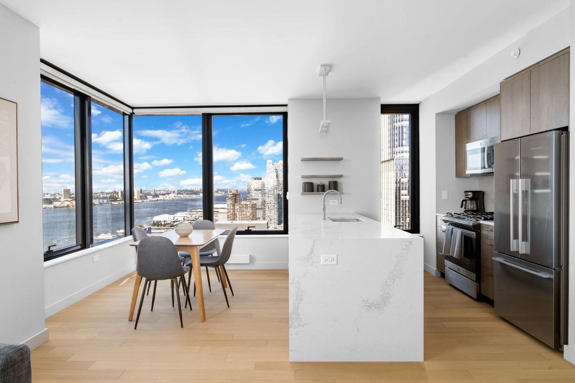 Modern Stylish 2Br 2Ba Apartment In Hudson Yard Нью-Йорк Экстерьер фото